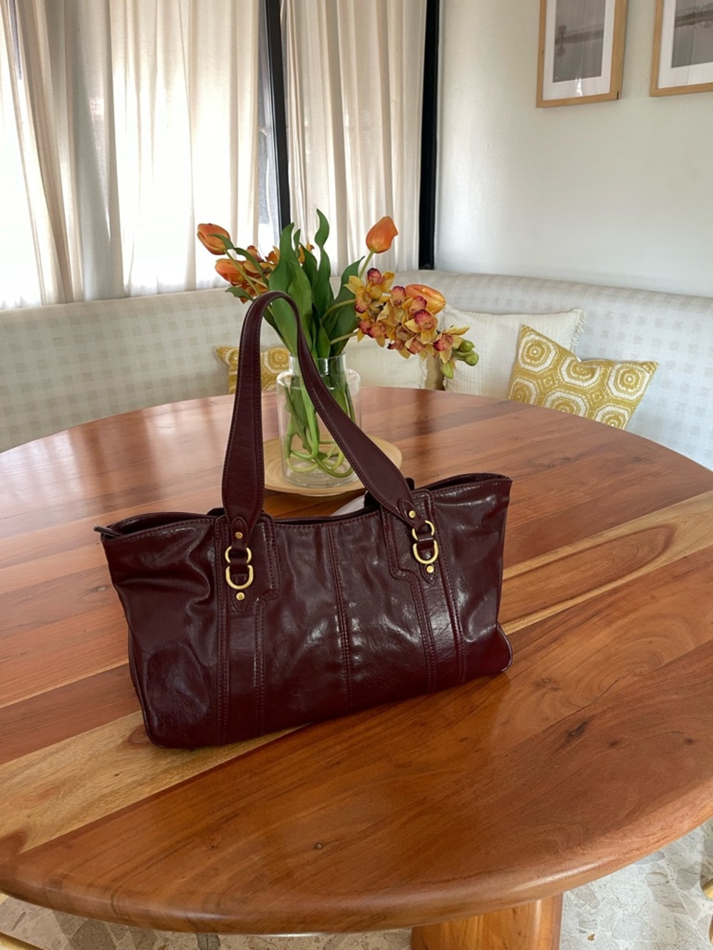 Zara Women's Shoulder Bag in Cherry Burgundy Vegan Leather